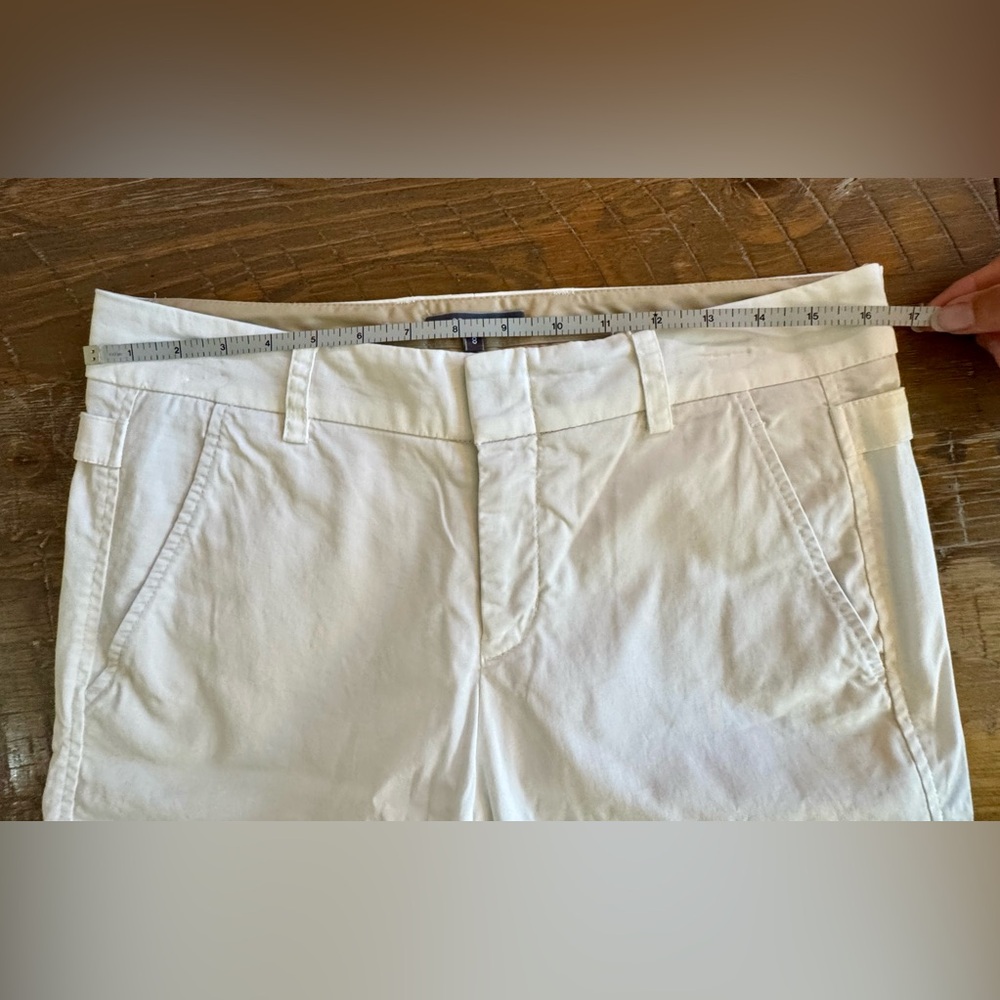 Vince Classic Women's White Chino Bermuda Shorts, Size 8 - Picture 6 of 7